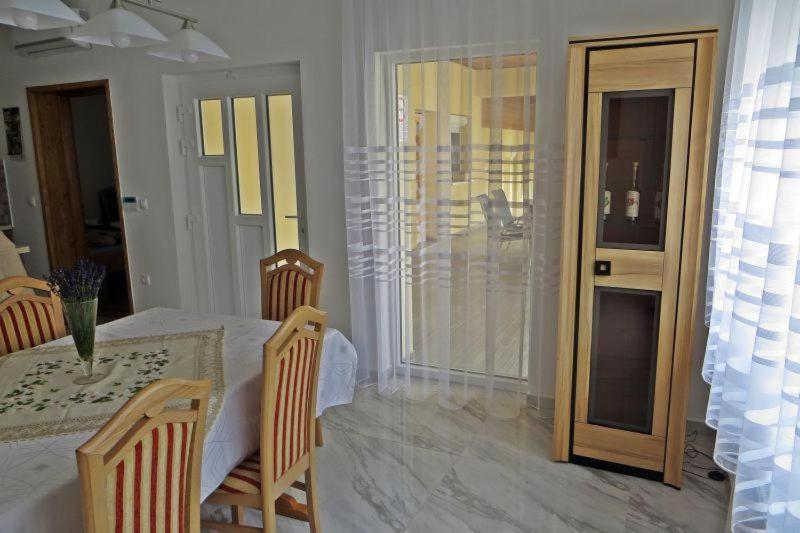 Szentmarton Vendeghaz Διαμέρισμα Totszentmarton Εξωτερικό φωτογραφία